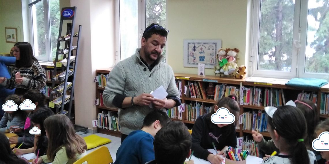 Στις βιβλιοθήκες κάθε μήνα έχουμε… θέμα