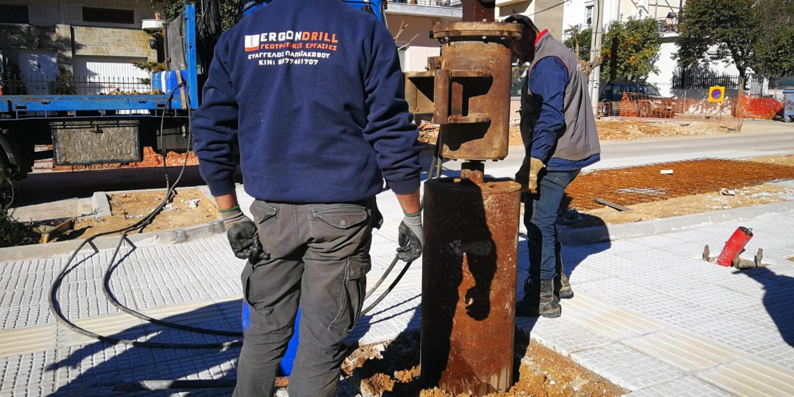 Ξεκίνησε η αντικατάσταση των Μουριών στον περιφερειακό του άλσους
