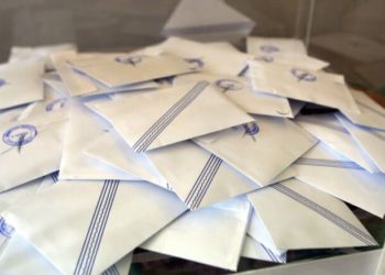 Κατάλογοι εκλογικών διαμερισμάτων & συνδυασμών