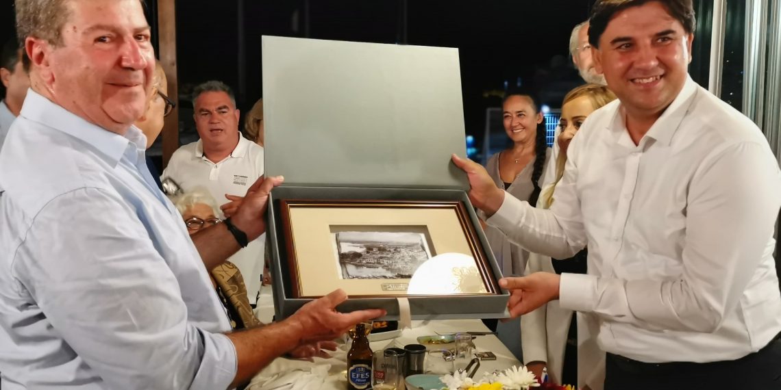 ΤΑΞΙΔΙ – ΠΡΟΣΚΥΝΗΜΑ ΣΤΗ ΜΑΚΡΗ ΚΑΙ ΣΤΟ ΛΙΒΙΣΙ