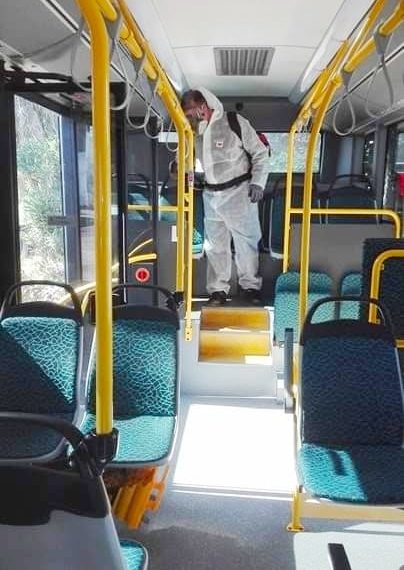 Απολύμανση σε χώρους εργασίας και δημοτική συγκοινωνία