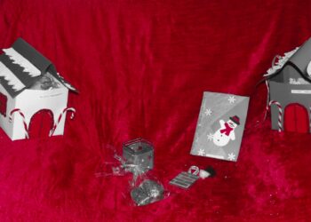 Κατασκευές και γλυκίσματα από τον 1ο και τον 8ο παιδικό σταθμό