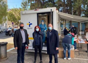 Ολοκληρώθηκαν οι έλεγχοι ταχείας ανίχνευσης αντιγόνου στο ”Γιάννης Ρίτσος”.