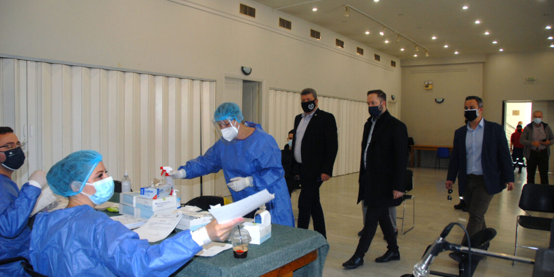 Ολοκληρώθηκαν οι έλεγχοι ταχείας ανίχνευσης αντιγόνου στο ”Γιάννης Ρίτσος”