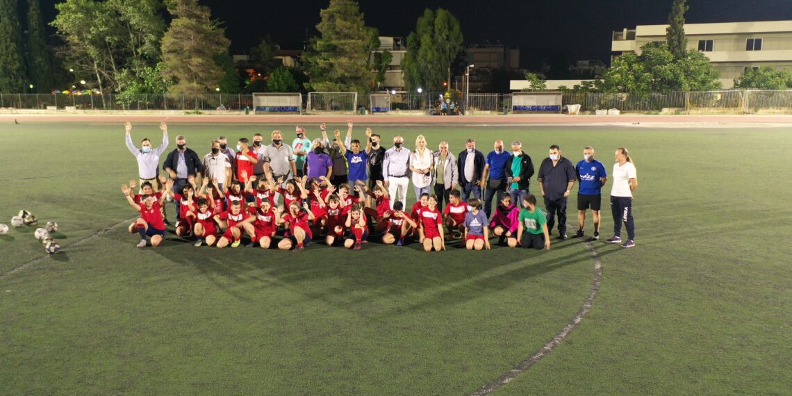 Άναψαν οι πυλώνες φωτισμού στο Δημοτικό Αθλητικό Κέντρο «Εύα Χριστοδούλου».