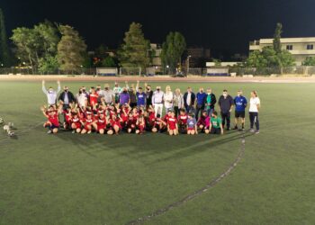 Άναψαν οι πυλώνες φωτισμού στο Δημοτικό Αθλητικό Κέντρο «Εύα Χριστοδούλου».