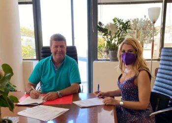 Υπογράφτηκε η σύμβαση «Δράσεις και εργαλεία για την προώθηση των ευπαθών ομάδων και των νέων στην απασχόληση στο Δήμο Αιγάλεω»