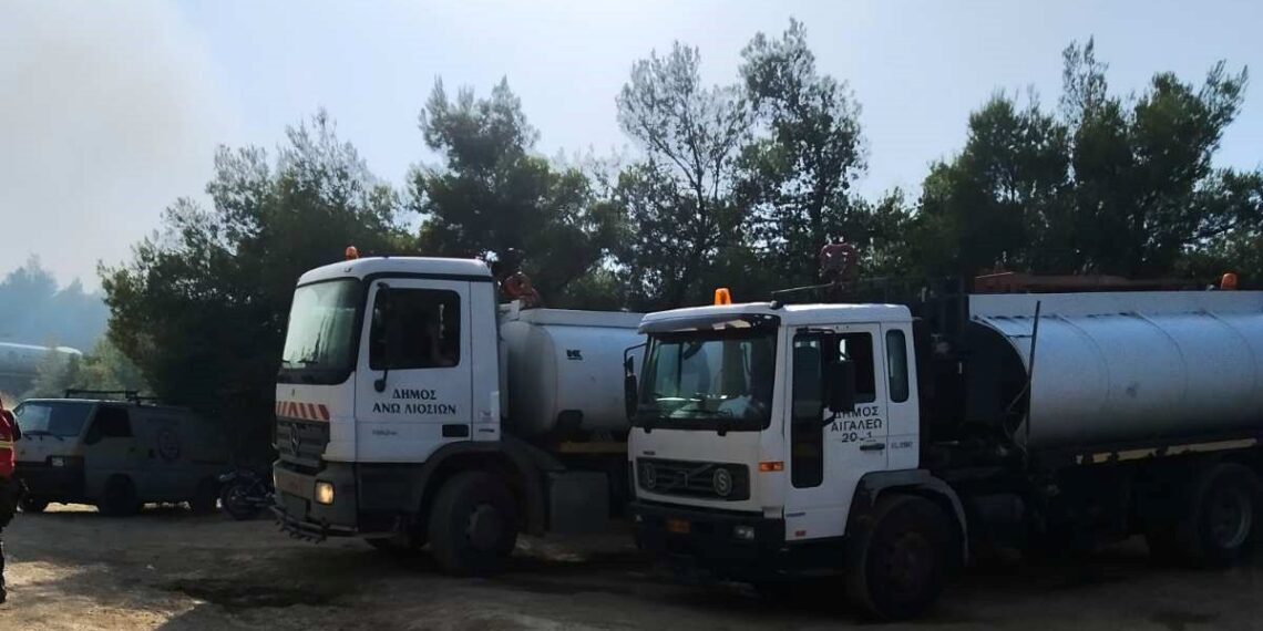 Συνδρομή στην κατάσβεση της φωτιάς στο Ποικίλο Όρος