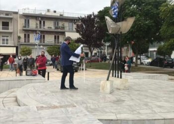 Ο Δήμος Αιγάλεω τίμησε τη μνήμη των θυμάτων της εξέγερσης του Πολυτεχνείου