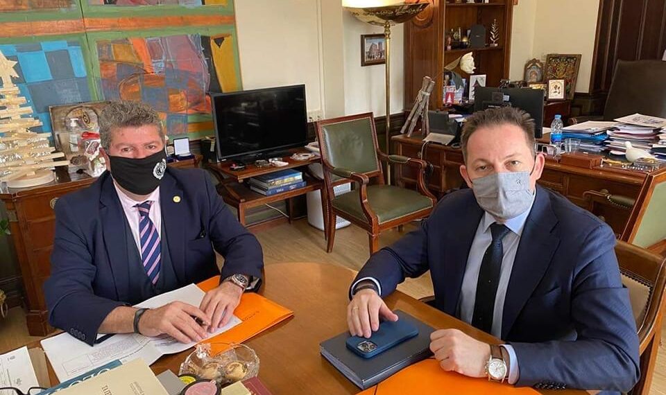 Συνάντηση Δημάρχου Αιγάλεω, Γιάννη Γκίκα, με τον Αναπληρωτή Υπουργό Εσωτερικών κ. Στέλιο Πέτσα