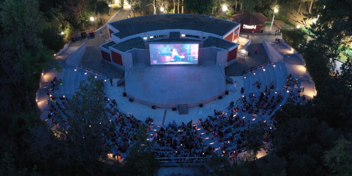 Έπεσε η αυλαία του θερινού κινηματογράφου