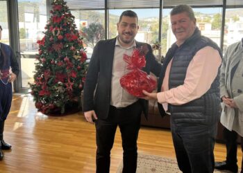 Παραδοσιακά κάλαντα της Κρήτης από τον Χορευτικό Όμιλο Βασσάλου