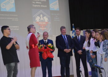 Εξαιρετική η θεατρική παράσταση «ΦΤΙΑΧΝΩ ΠΟΛΙΤΙΣΜΟ»