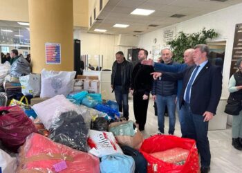 Συγκινητική η ανταπόκριση των πολιτών στο κάλεσμα για βοήθεια στους σεισμόπληκτους σε Τουρκία και Συρία