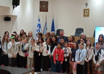 Μαθητές και μαθήτριες του προγράμματος Erasmus+ επισκέφθηκαν το Δημαρχείο Αιγάλεω