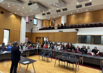 Ο Δήμος Αιγάλεω βράβευσε τους υπαλλήλους του Δήμου για την εκπαιδευτική τους εξέλιξη