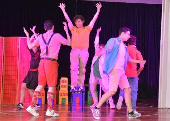 Παρουσίαση της θεατρικής παράστασης «Ποιος Παγίδεψε την Πένυ Κιλλίνη»