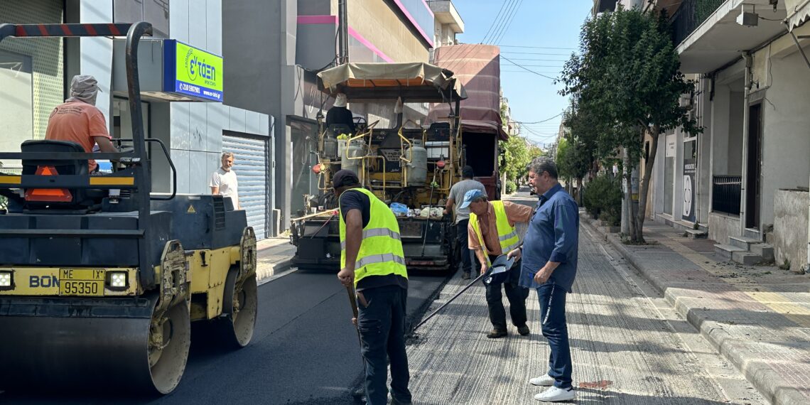 Ασφαλτόστρωση της οδού Κορυτσάς
