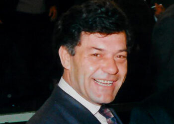 Ομόφωνο ψήφισμα σε ένδειξη πένθους για τον θάνατο του τέως Δημάρχου Πάνου Σπηλιόπουλου