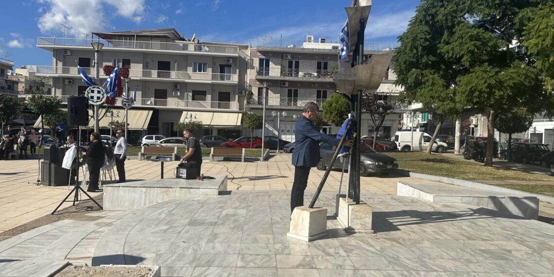 Ο Δήμος Αιγάλεω τίμησε τη μνήμη των θυμάτων της εξέγερσης του Πολυτεχνείου