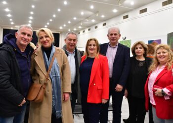 Με πολύ μεγάλη επιτυχία ολοκληρώθηκε η Έκθεση Γυναικών Καλλιτεχνών του Δήμου Αιγάλεω