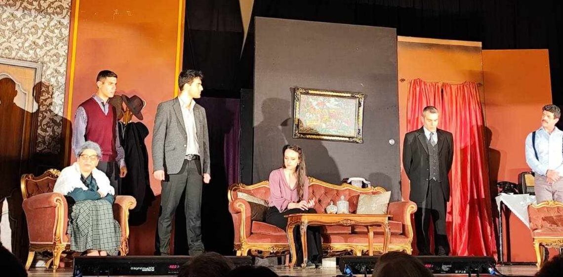 Με μεγάλη επιτυχία παρουσιάστηκε η Θεατρική Παράσταση «Η Ποντικοπαγίδα» από τη Θεατρική Ομάδα του Δήμου Αιγάλεω
