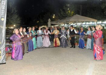 Παραδοσιακό γλέντι στο καταπράσινο Άλσος Αιγάλεω!