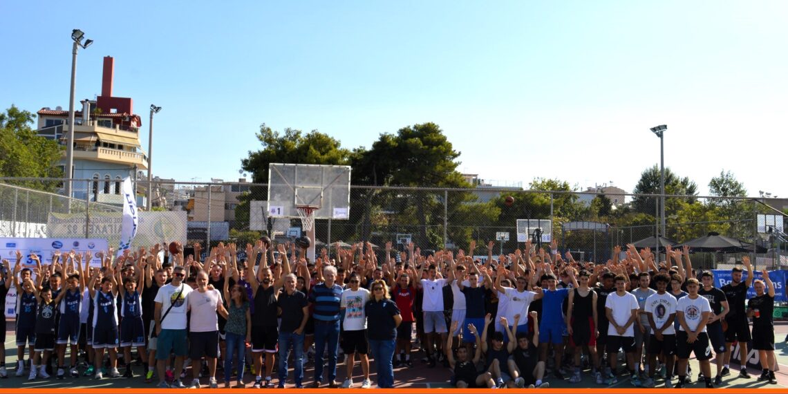 Με εντυπωσιακή συμμετοχή και με πολύ μεγάλη επιτυχία πραγματοποιήθηκε το τουρνουά 3on3 streetball στον Δήμο Αιγάλεω