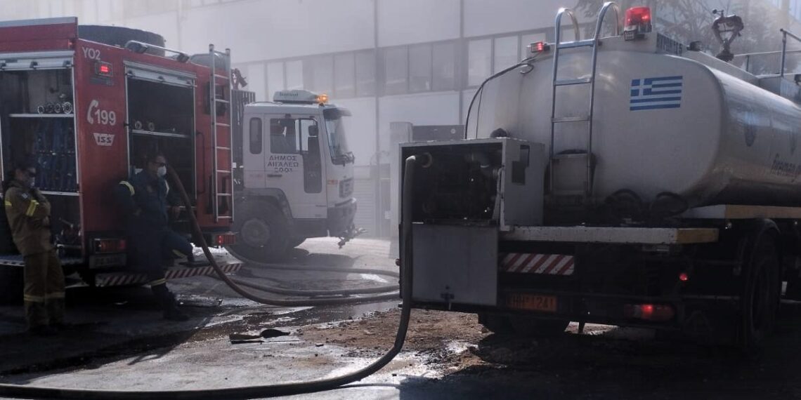 Συνεχής η υποστήριξη του Δήμου Αιγάλεω στην κατάσβεση των πυρκαγιών