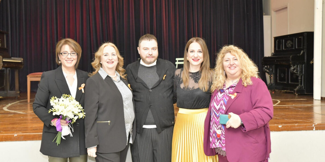 «Ανοιχτό Τραύμα»: Με μεγάλη συμμετοχή και συγκίνηση ολοκληρώθηκε η διαδραστική διάλεξη για την εξάλειψη της βίας κατά των γυναικών