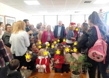 Εορταστική Ατμόσφαιρα με τα Κάλαντα από τους Δημοτικούς Παιδικούς Σταθμούς Αιγάλεω