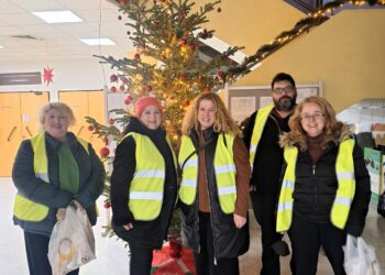 Επίσκεψη Αλληλεγγύης στους Άστεγους της Πόλης από τον Δήμο Αιγάλεω