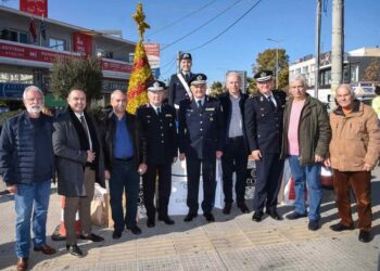 Εθιμοτυπική Τιμητική Δράση σε Τροχονόμο του Αιγάλεω την Παραμονή Πρωτοχρονιάς