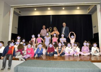 Οι λιλιπούτειες μαθήτριες του Τμήματος Χορού του Δήμου Αιγάλεω τίμησαν με χάρη την Παγκόσμια Ημέρα Χορού