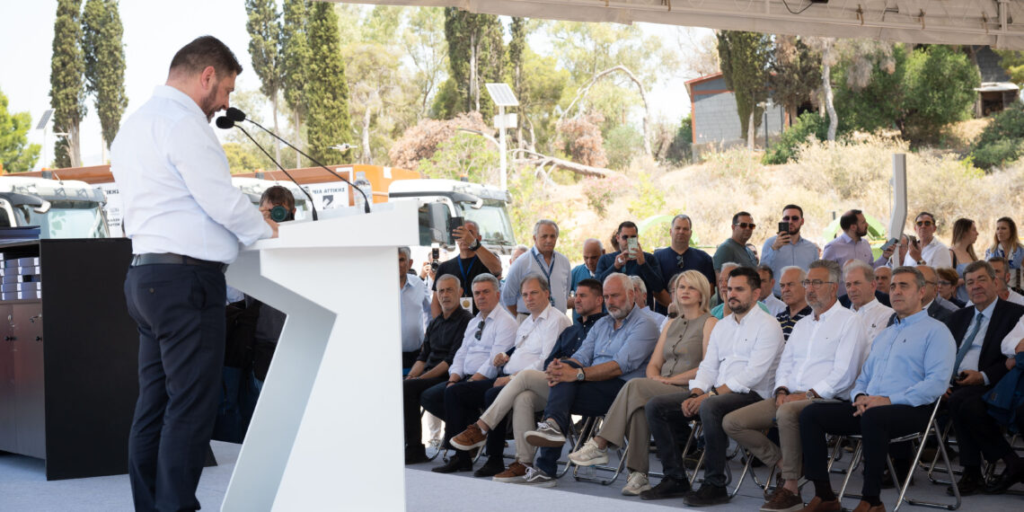 Νέο Απορριμματοφόρο Συλλογής Βιοαποβλήτων ενισχύει τον στόλο του Δήμου Αιγάλεω