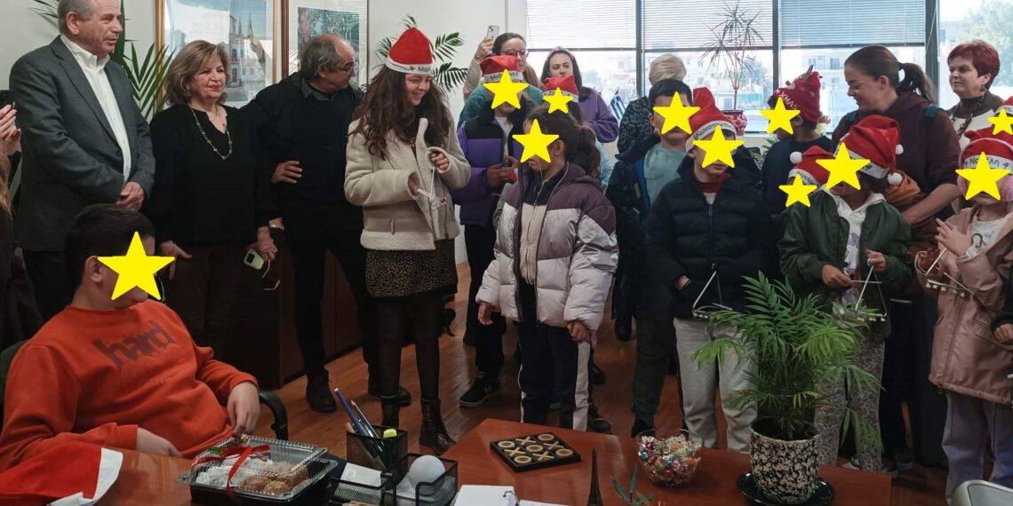 Γιορτινές Επισκέψεις με Κάλαντα στο Δημαρχείο Αιγάλεω