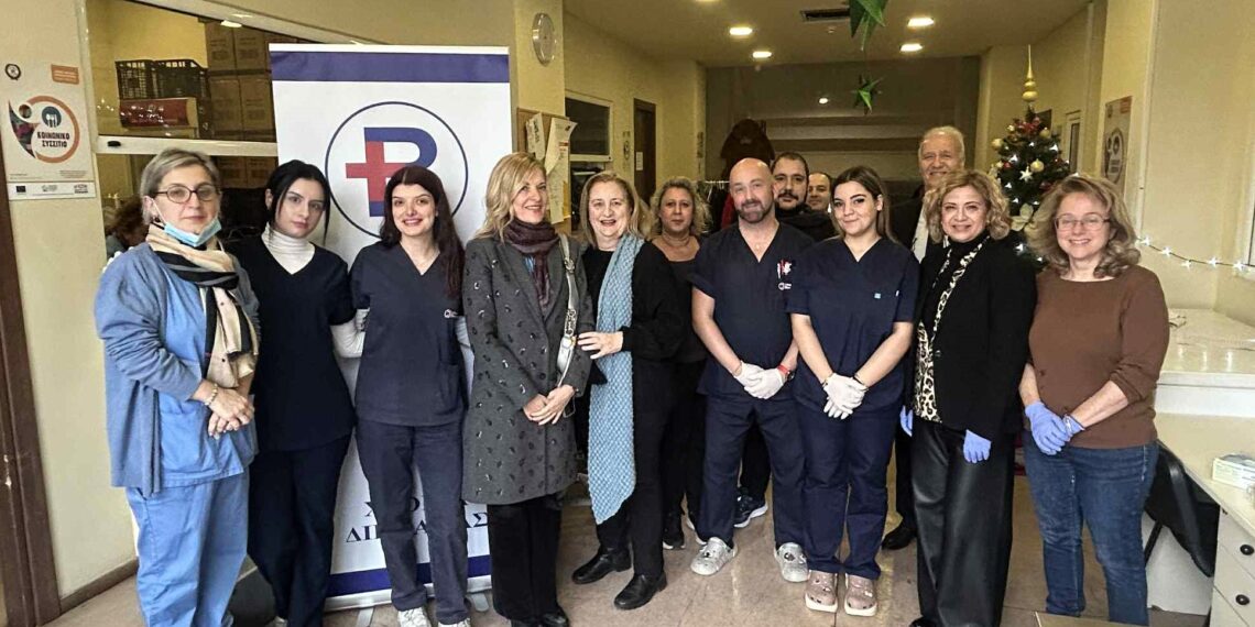 Πράξη αλληλεγγύης τις ημέρες των Χριστουγέννων από τον Δήμο Αιγάλεω και τη Γενική Κλινική ΒΟΥΓΙΟΥΚΛΑΚΕΙΟ