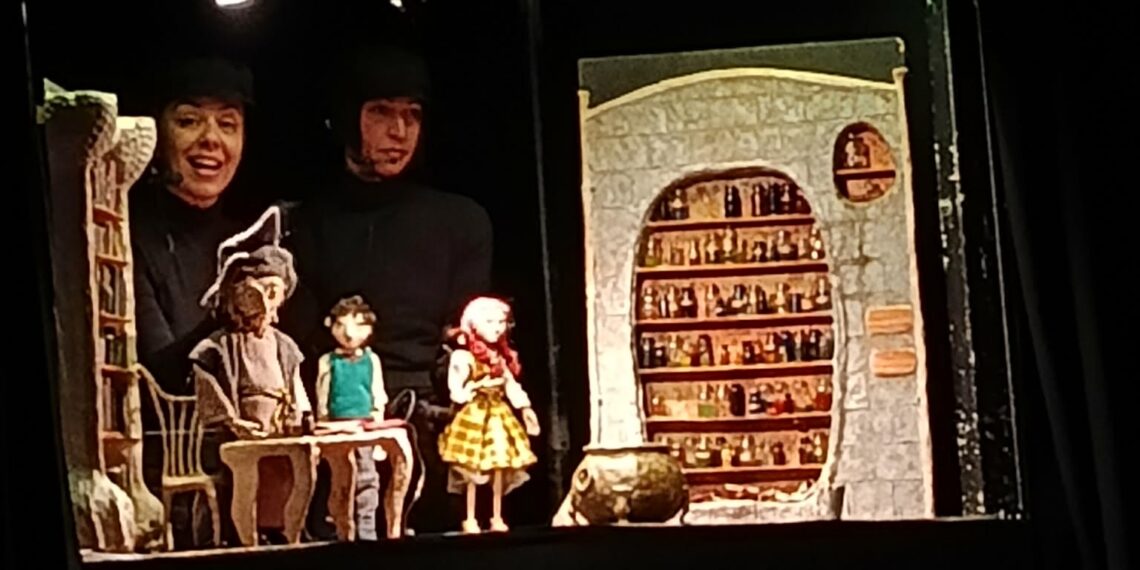 Ο Μαθητευόμενος Μάγος μάγεψε μικρούς και μεγάλους στο Πνευματικό Κέντρο «Γιάννης Ρίτσος»