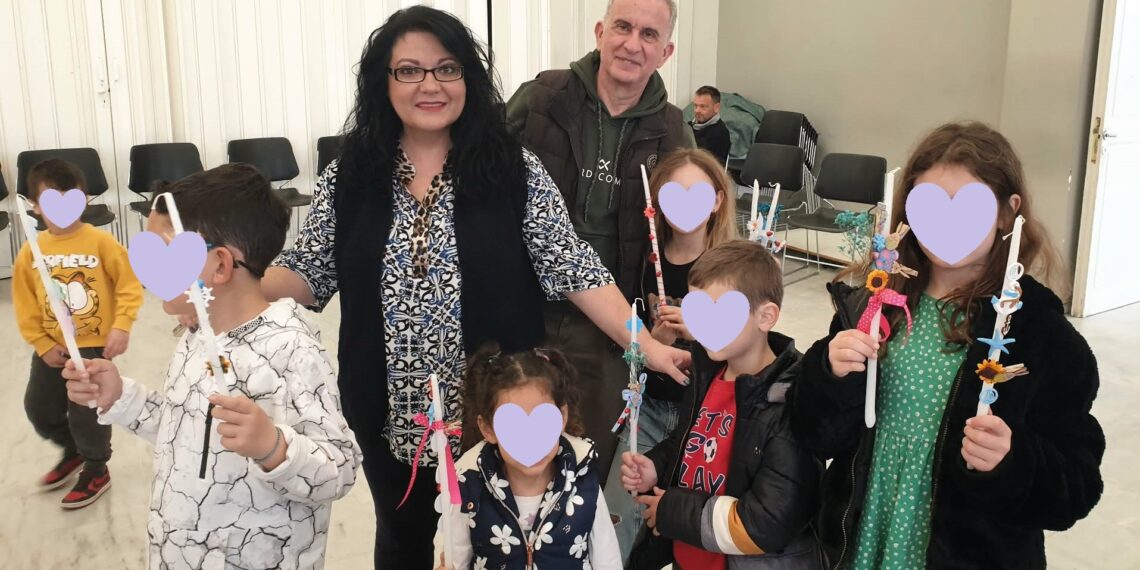 Με χρώματα και φαντασία τα παιδιά του Αιγάλεω δημιούργησαν τις δικές τους πασχαλινές λαμπάδες