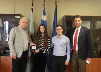 Ο Δήμος Αιγάλεω τίμησε τη Ζωή Χάρτζη για τη διεθνή διάκρισή της στην Ιππική Δεξιοτεχνία
